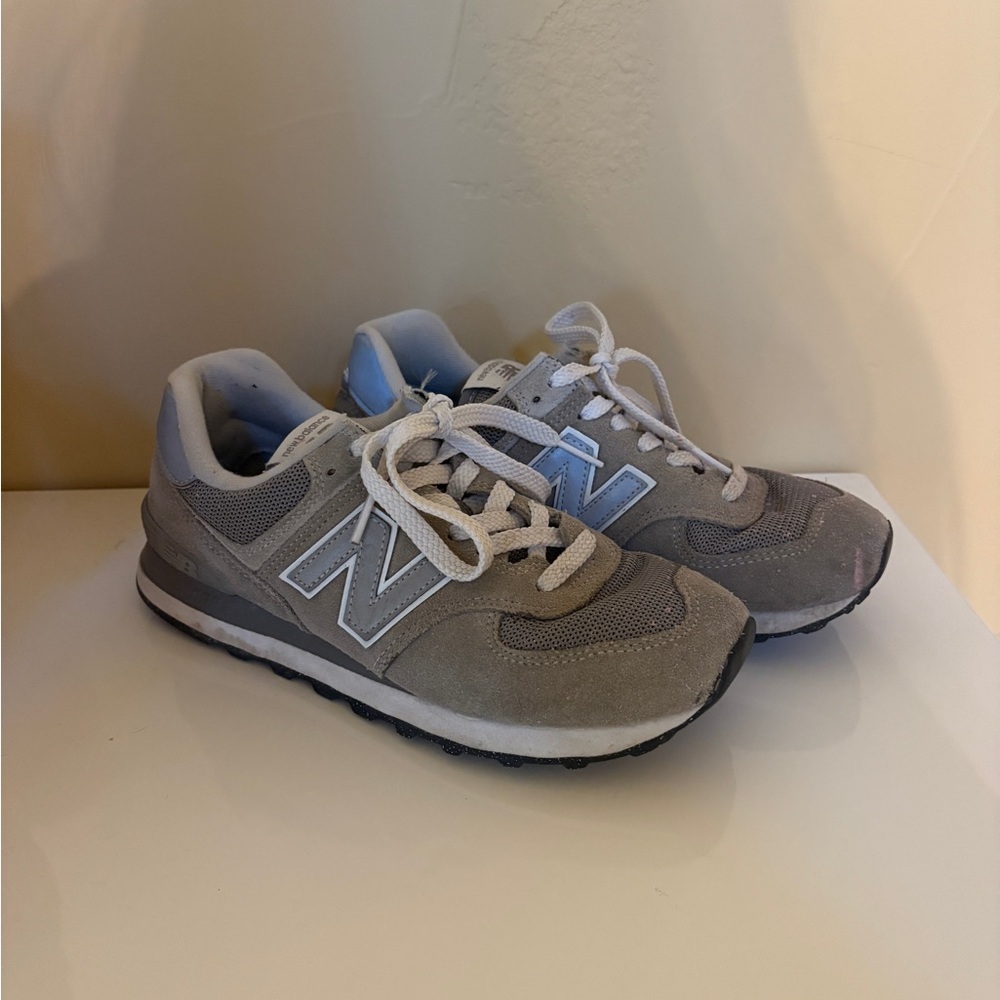 New balance women’s 574!